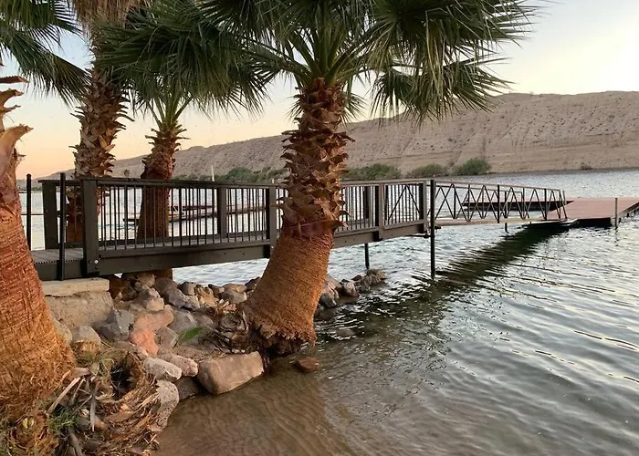Relaxing River Family Retreat Apartment Bullhead City