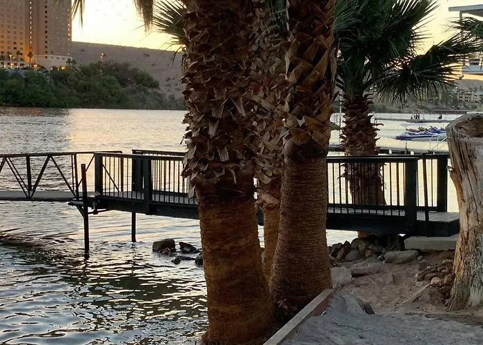 Relaxing River Family Retreat * Bullhead City