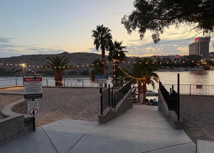 Relaxing River Family Retreat Bullhead City